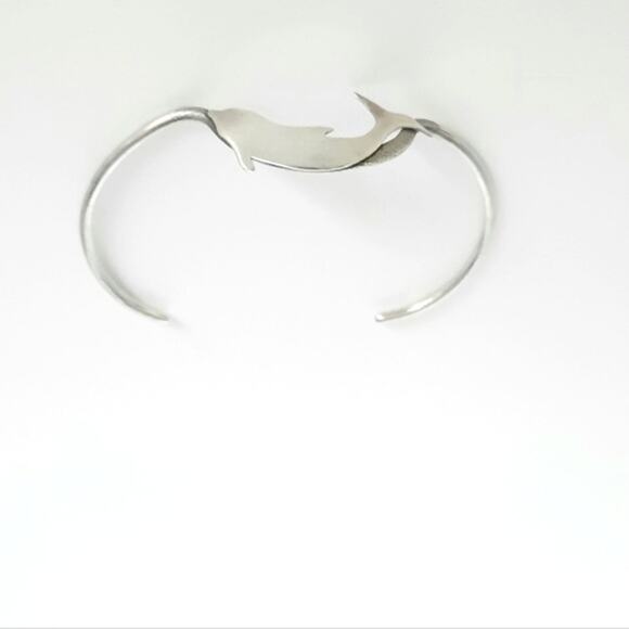 Sterling Silver Signed Artist TIM SMITH Dolphin In Wave Unique Cuff Bracelet - Picture 6 of 7